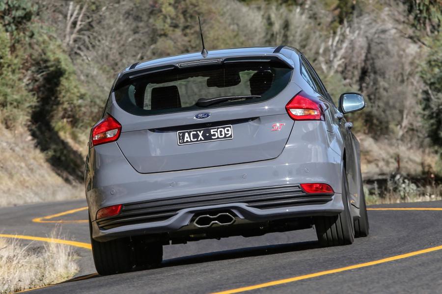  Ford Focus ST 2015 года  (AU) (фото 18 из 21)